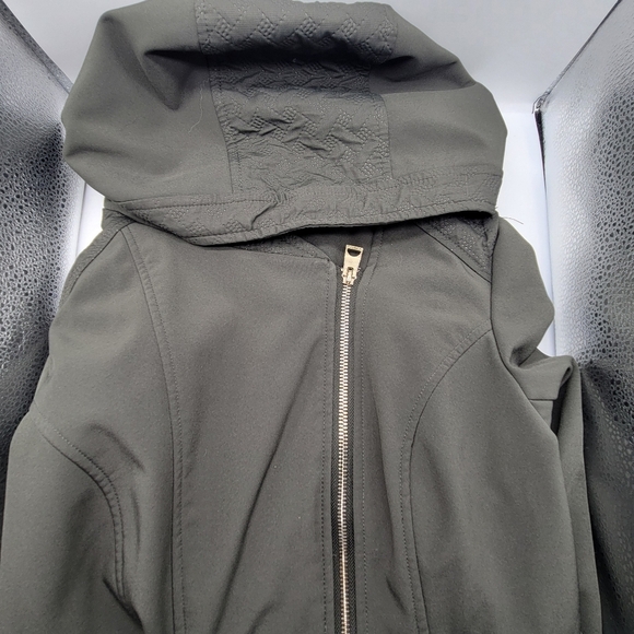 Guess S/CH Soft Shell Hooded Military Green Zip Women's Jacket Pockets Logo - Picture 13 of 13